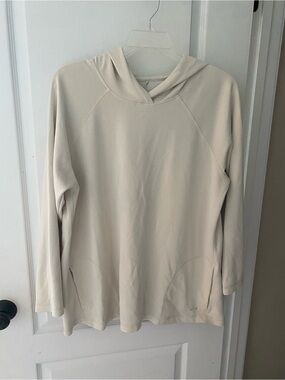Livi Active Cream Hooded Pullover